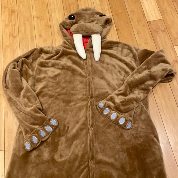 Kozies Walrus Onesie/Costume - Picture 1 of 13